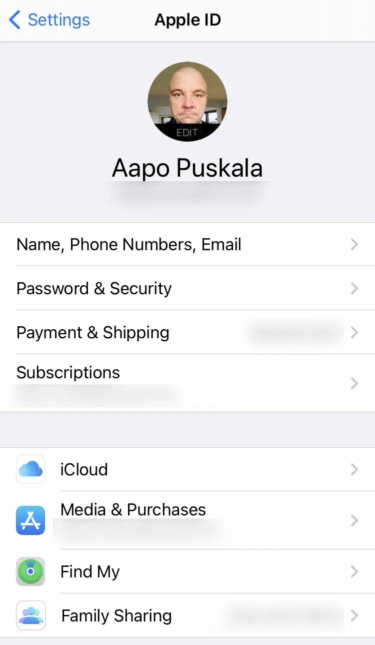 
The Apple ID opens.
